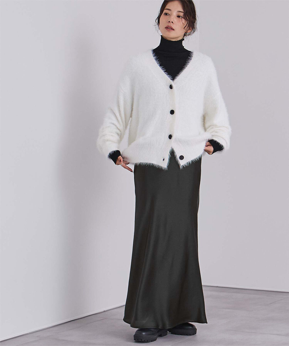 ur's「サテンマーメイドマキシスカート」|スカート|