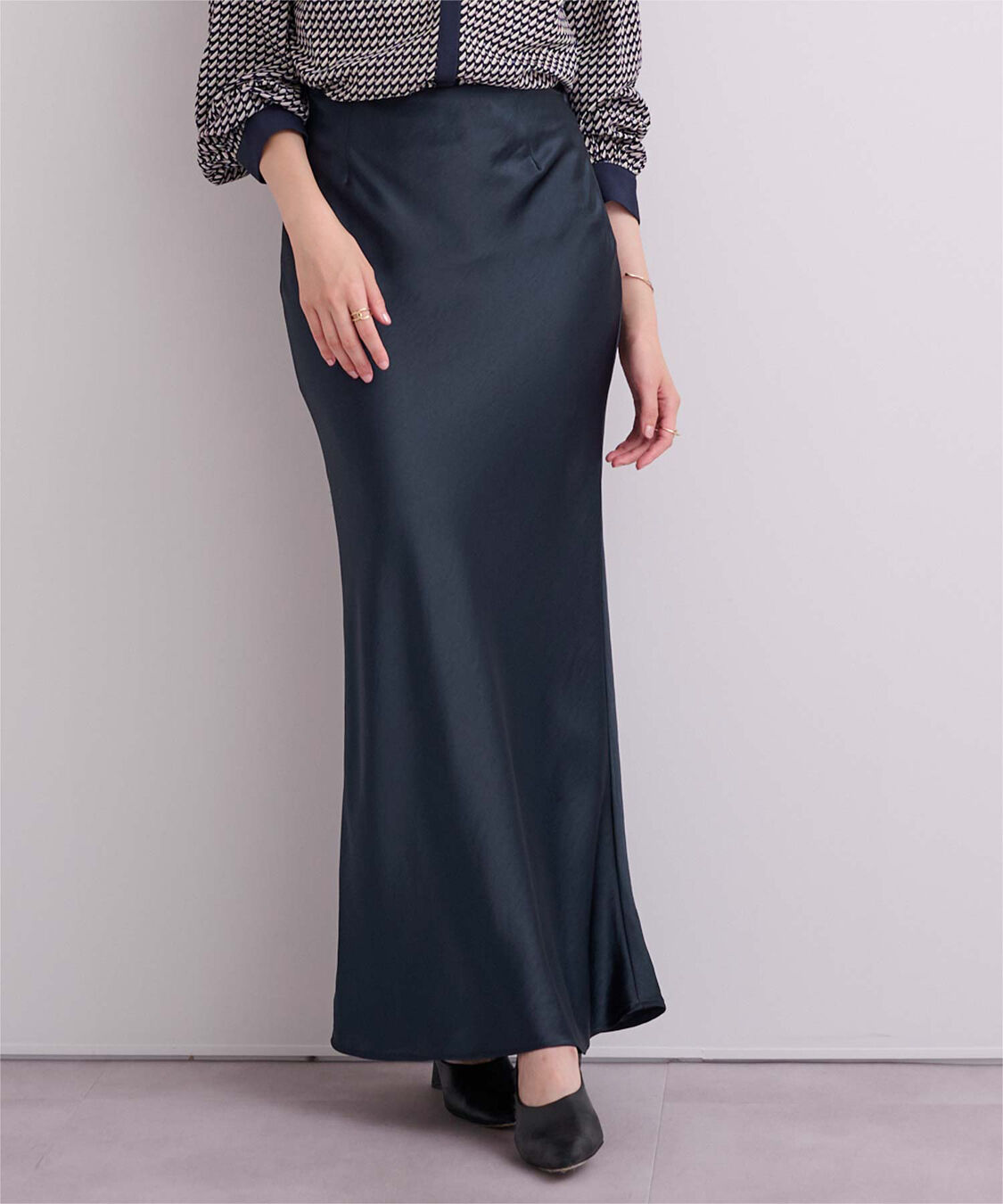 ur's「サテンマーメイドマキシスカート」|スカート|
