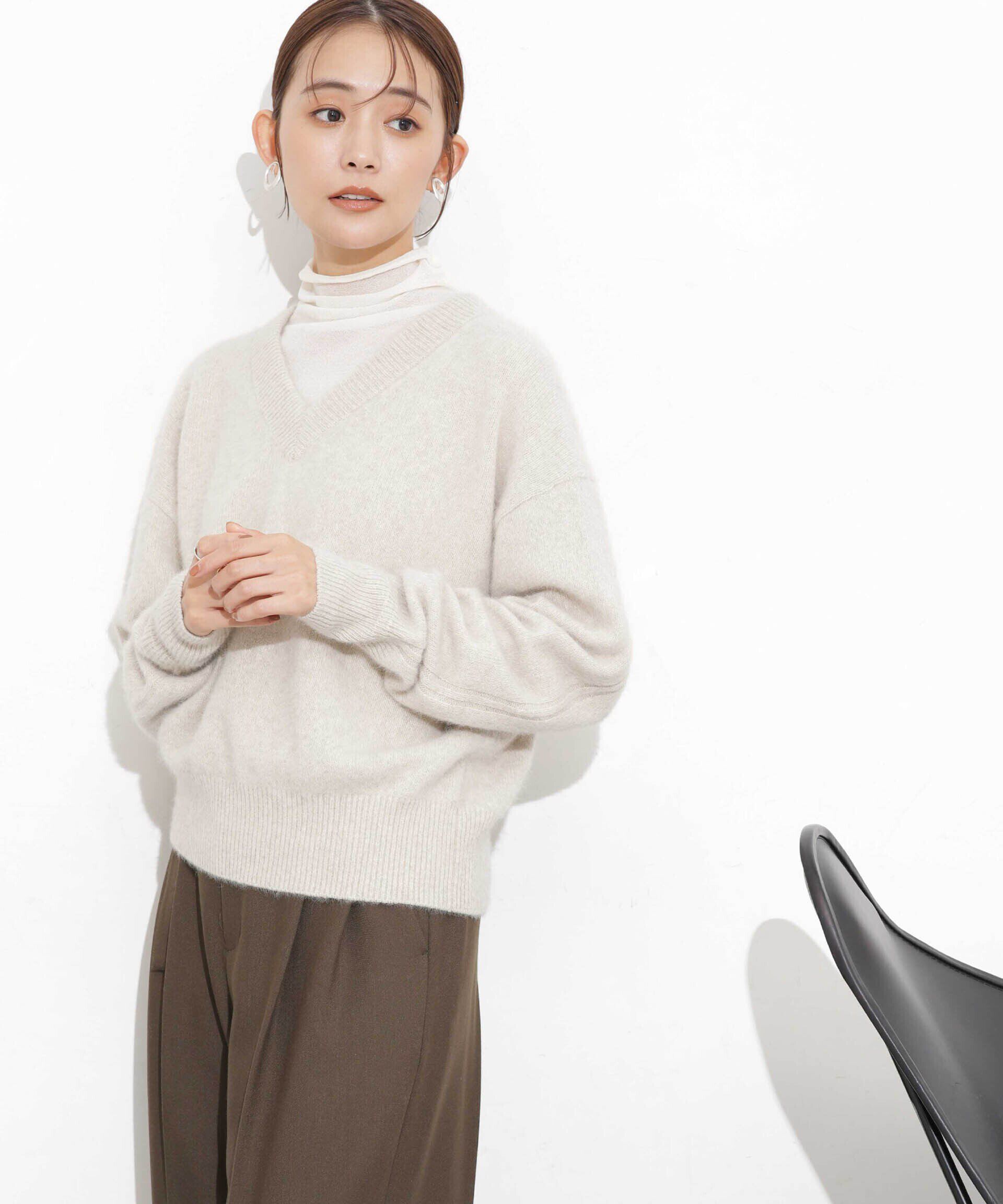 nano･universe「ウォッシャブルフォックス Vネックニットプルオーバー」|ニット・セーター|