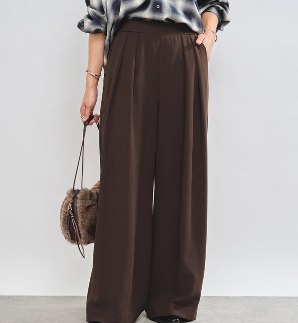  「【ウォッシャブル】【シーズンレスで使える】タックワイドスラックス」|チノ|