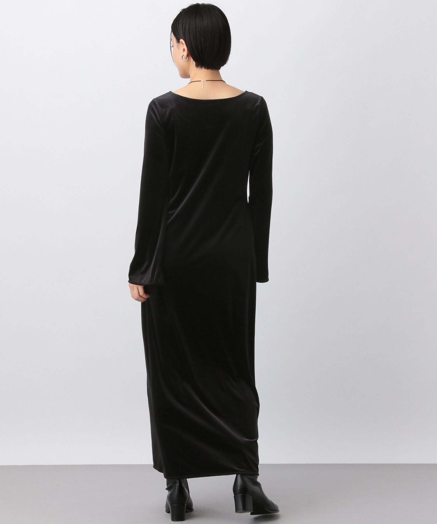 A part by 「ベロア2WAYワンピース」|ワンピース|