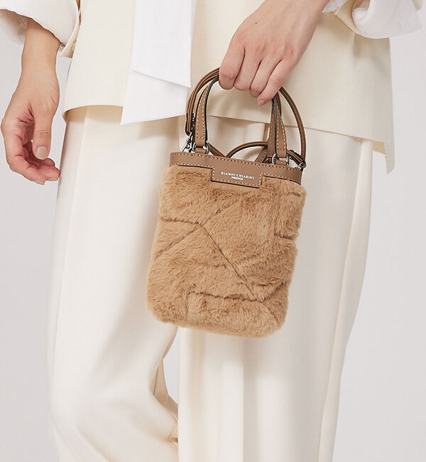 qualite「【GIANNI CHIARINI】キルティングファーバッグ」|ショルダー・メッセンジャー|ベージュ