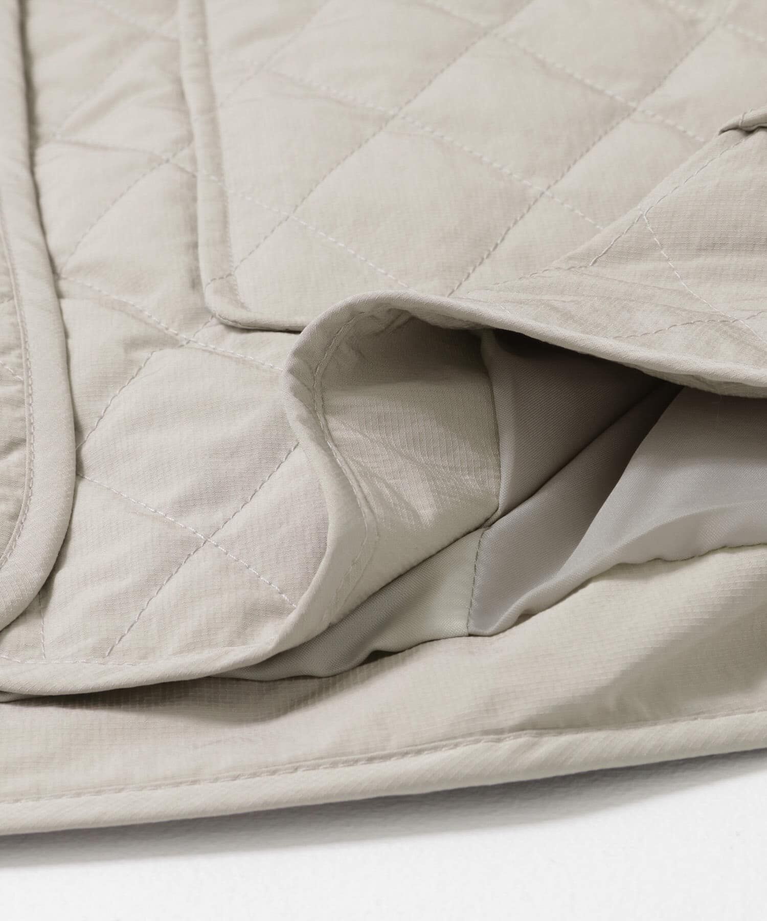 URBAN RESEARCH DOORS「カポックキルトミドルジャケット」|ダウン|