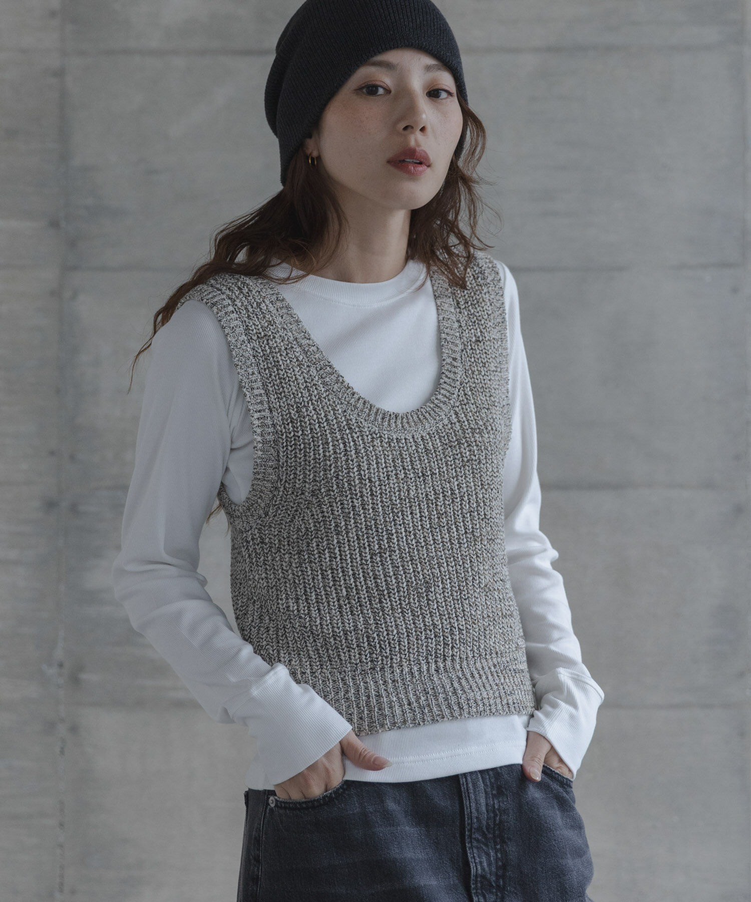Sonny Label 「メランジテープヤーンUネックニットベスト」|ベスト・ジレ|