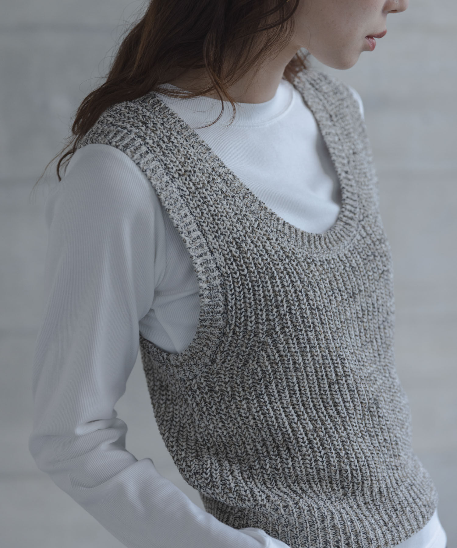 Sonny Label 「メランジテープヤーンUネックニットベスト」|ベスト・ジレ|