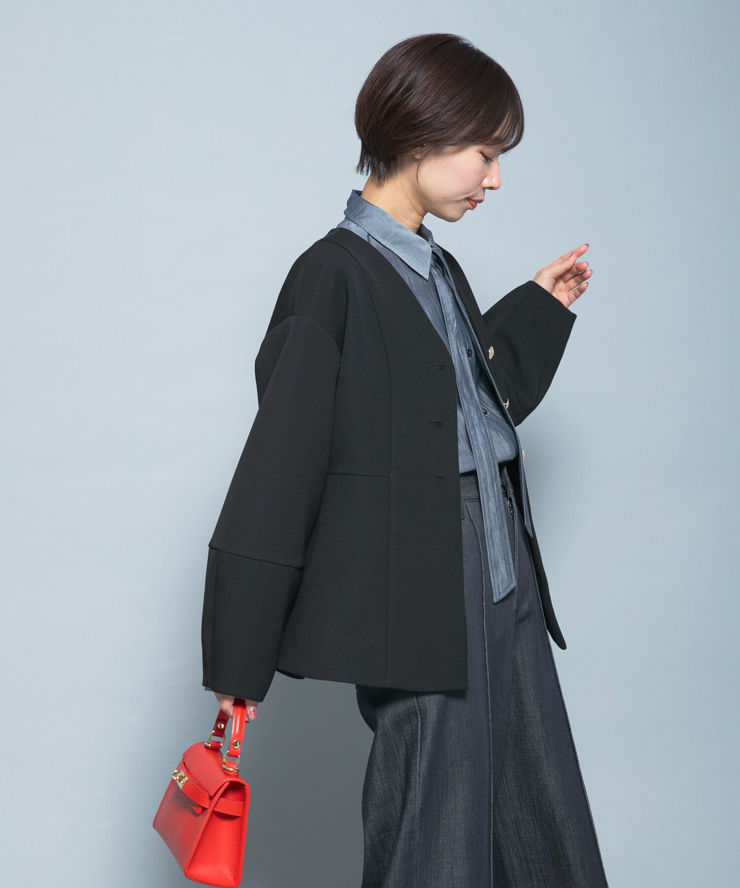 URBAN RESEARCH ROSSO「『WEB限定』デザインボタンペプラムツイルジャケット」|ノーカラージャケット|