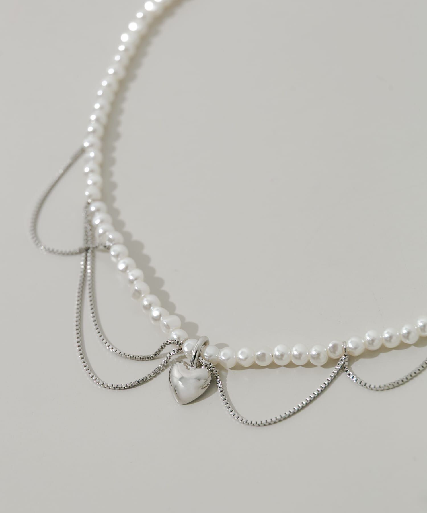 SMELLY「ハートレイヤードパールマンテルネックレス」|ネックレス|