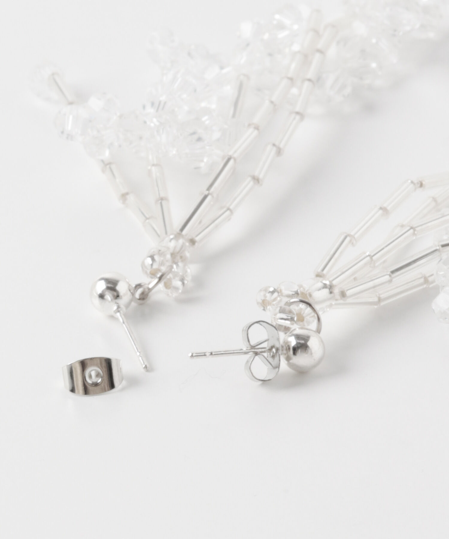 SMELLY「クリアビーズボリュームシャワーピアス」|ピアス|