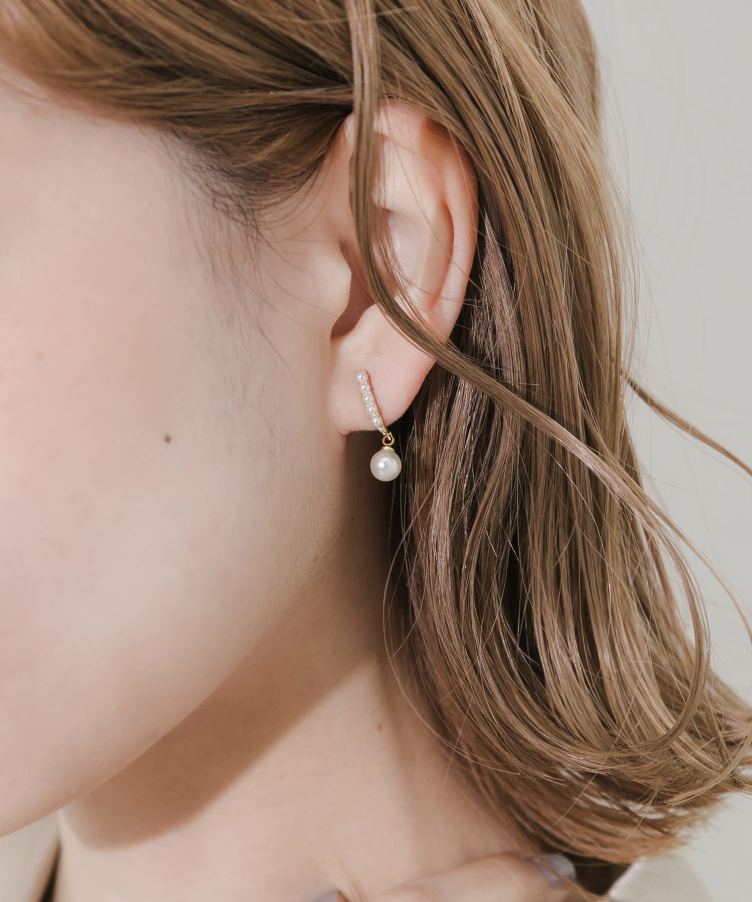 SMELLY「パールオメガイヤリング」|イヤリング|