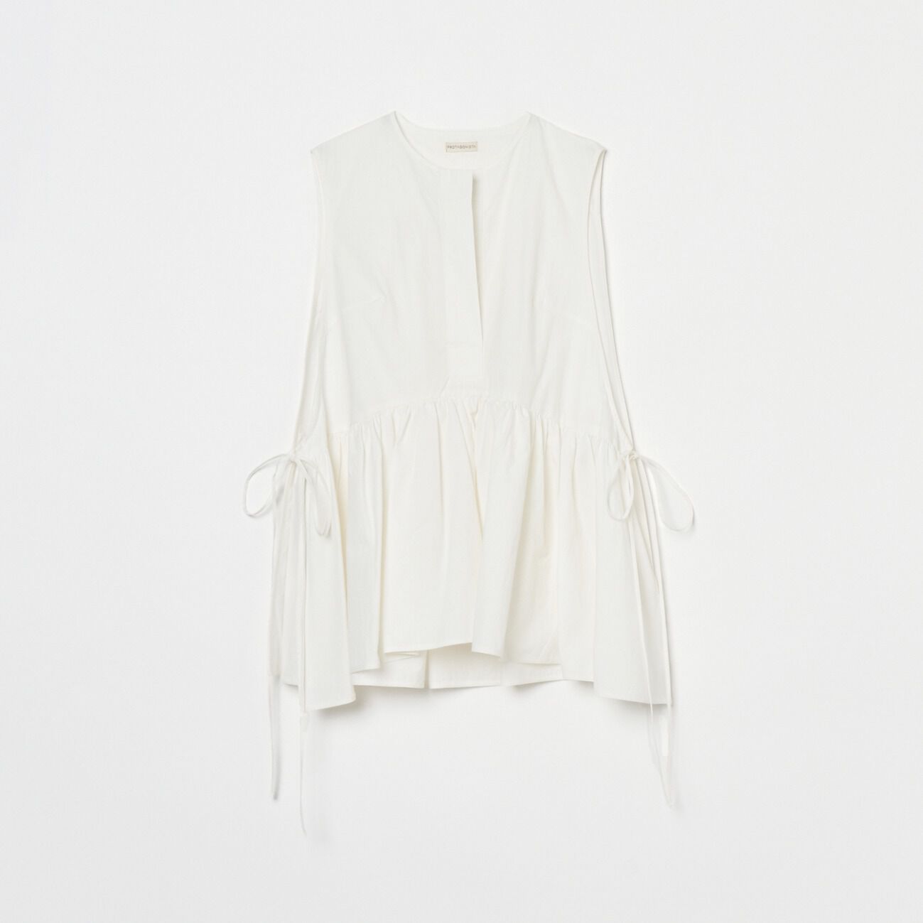  「PROTAGONISTA SLEEVELESS FLARE TOP」|シャツ・ブラウス|ホワイト