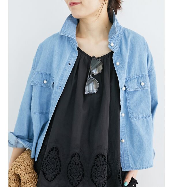  「《軽い素材》パールボタンコンパクトデニムシャツ」|シャツ・ブラウス|