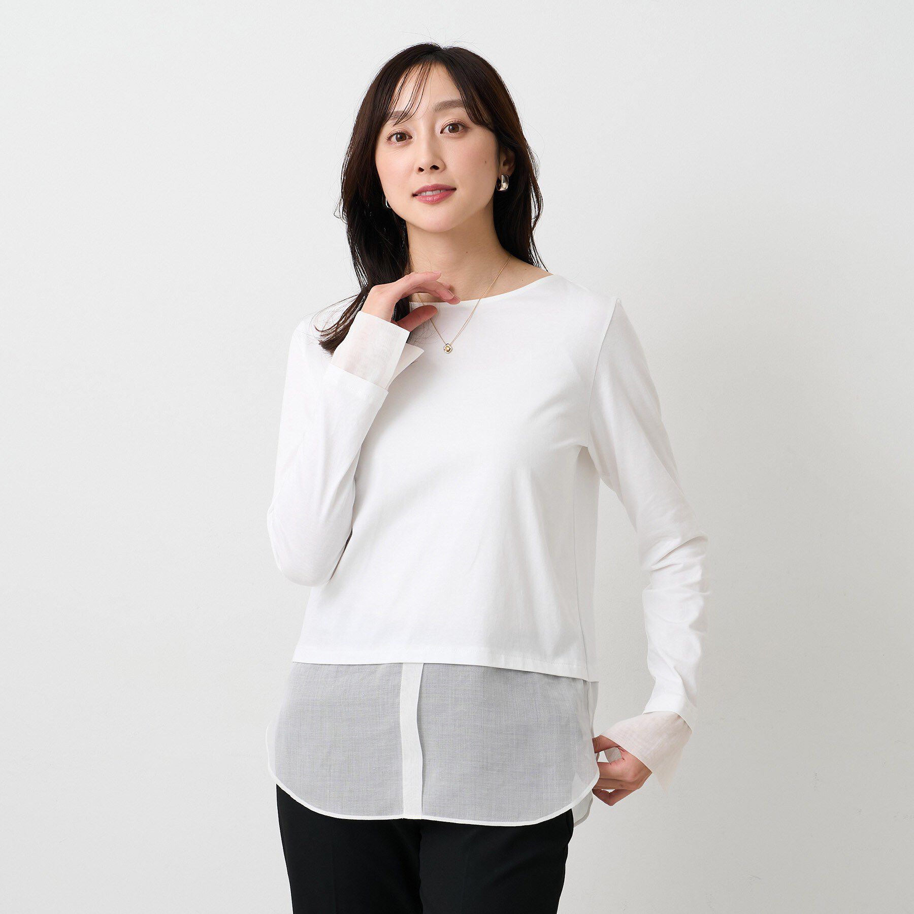 UNTITLED「【洗える/レイヤードTシャツ】シャツディテールレイヤードプルオーバー」|Tシャツ・カットソー|ホワイト(001)
