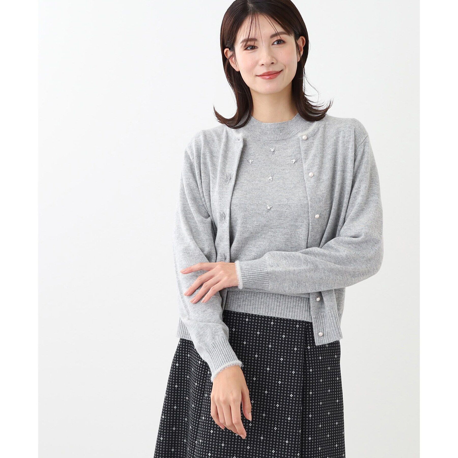 Reflect「【WEB限定カラーあり／洗える／アンサンブル】パール調刺繍ニット＋カーディガン」|カーディガン|グレー(012)