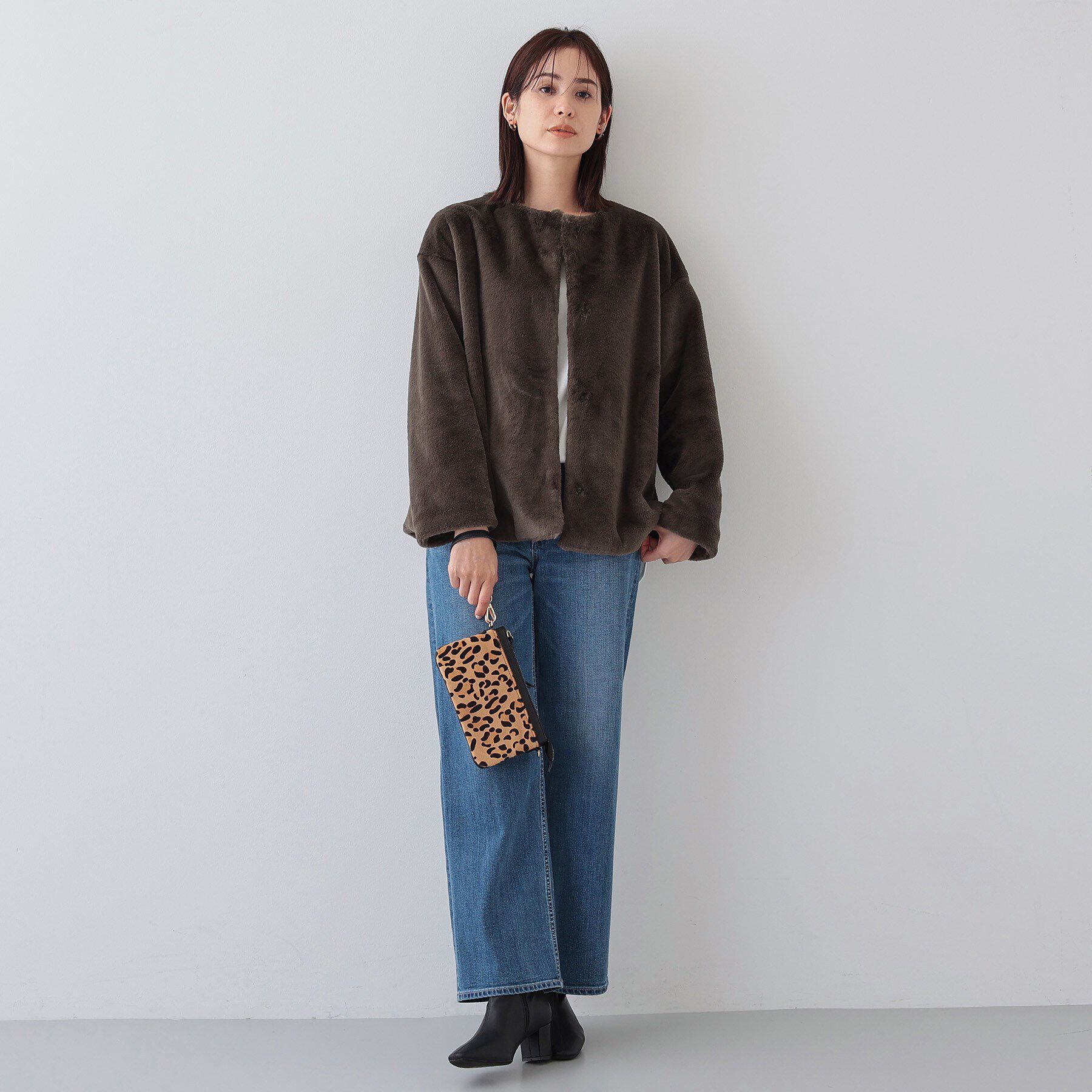 INDIVI「【トレンドコート】大人フェイクファーコート」|ノーカラーコート|