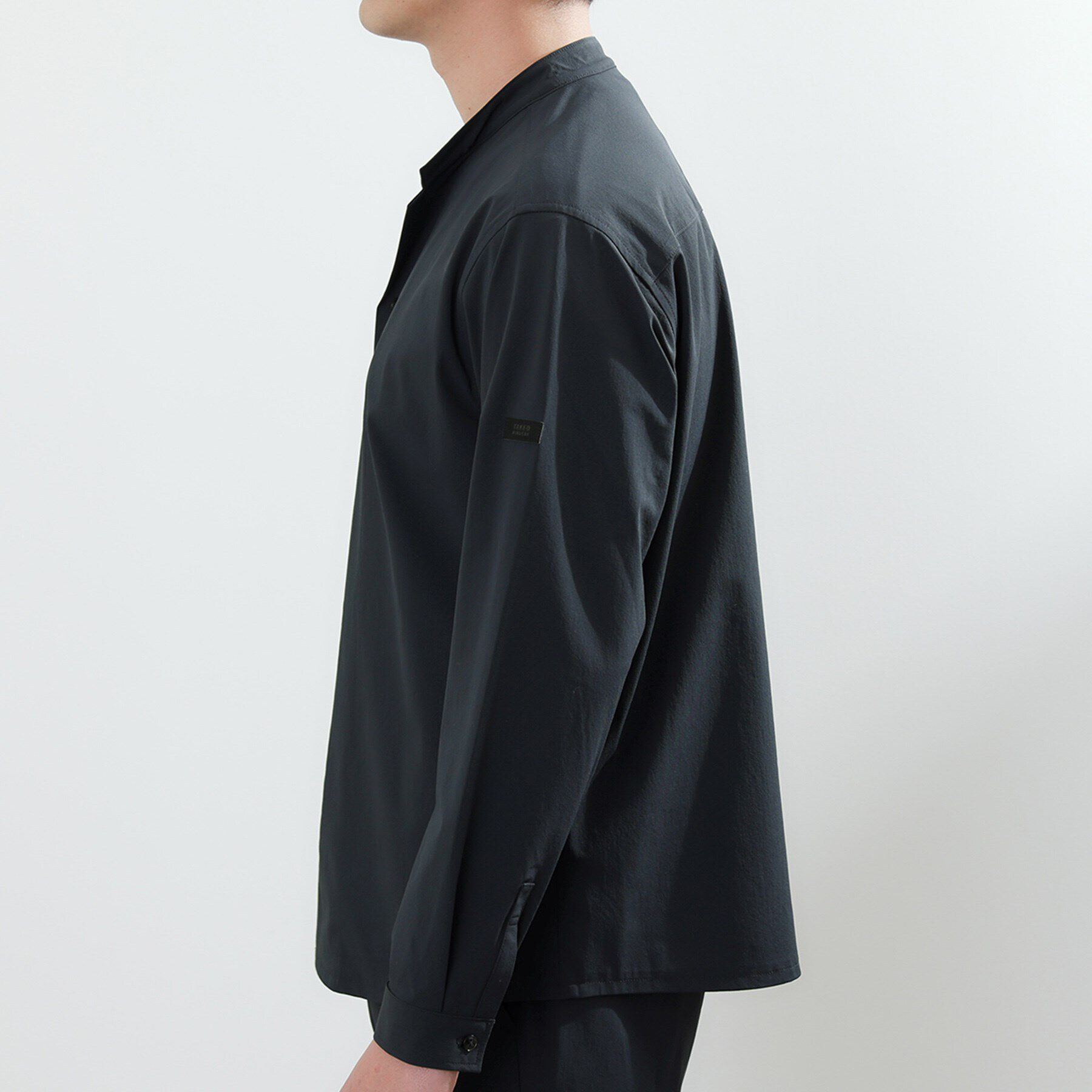 TAKEO KIKUCHI「【軽羽織】ハイストレッチ オープンバンドカラー シャツ」|シャツ・ブラウス|