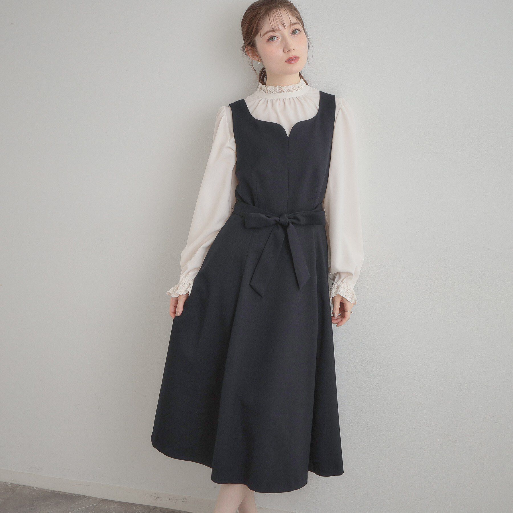 Couture broach「【洗える・ハレの日・通勤】ハートネック フレアージャンスカ」|ワンピース|ネイビー(094)