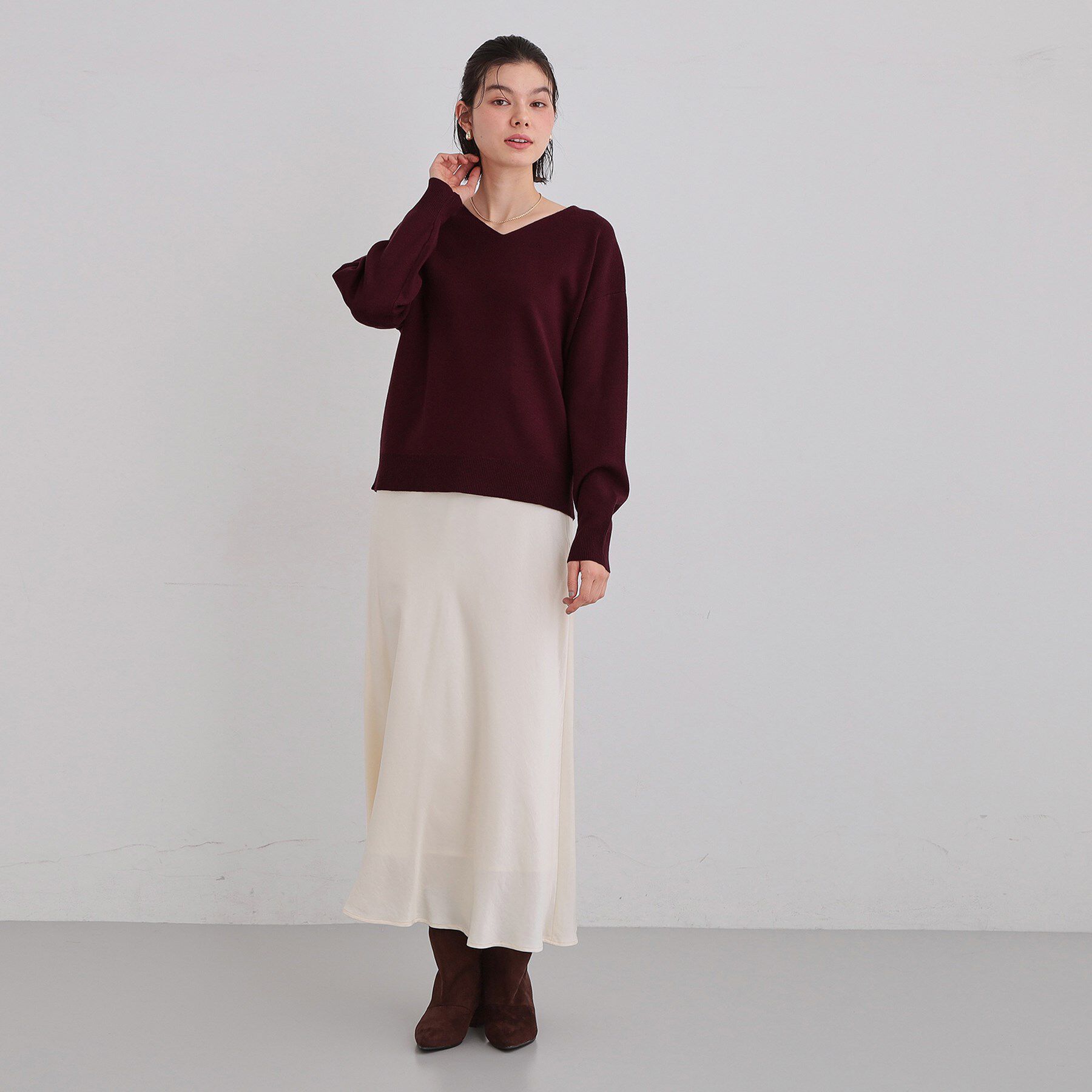 THE SHOP TK「【すっきりシルエットが叶う】大人のためのVネックニット/毛玉になりにくい/静電気防止/洗濯機OK」|ニット・セーター|