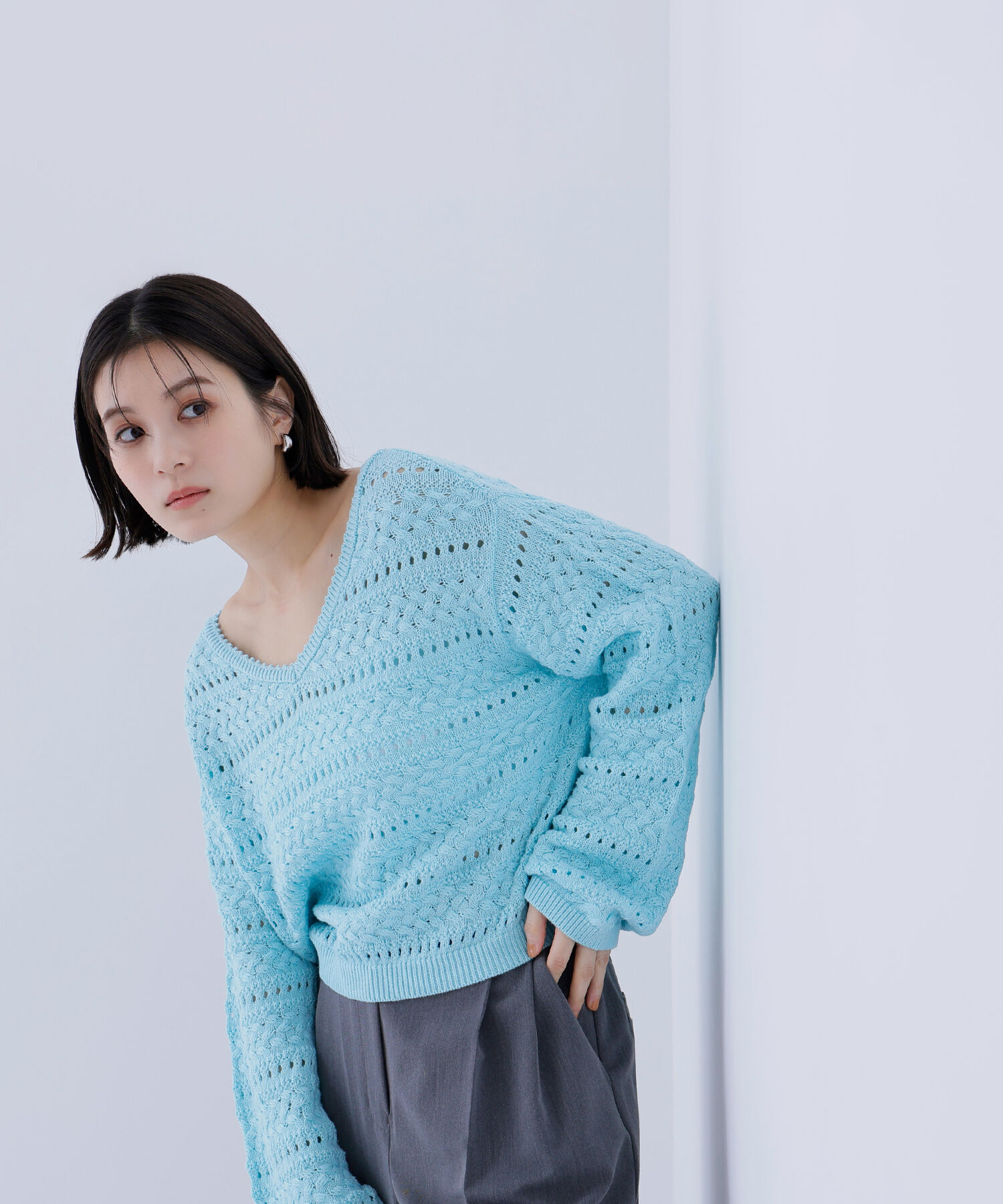  「Vネック透かし編みニット」|ニット・セーター|