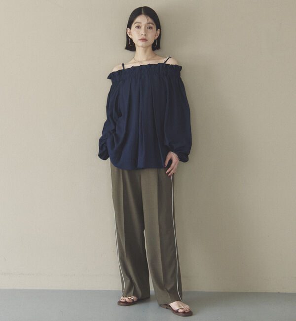 Doux archives「オフショルフリルブラウス」|シャツ・ブラウス|