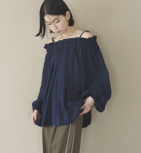 Doux archives「オフショルフリルブラウス」|シャツ・ブラウス|