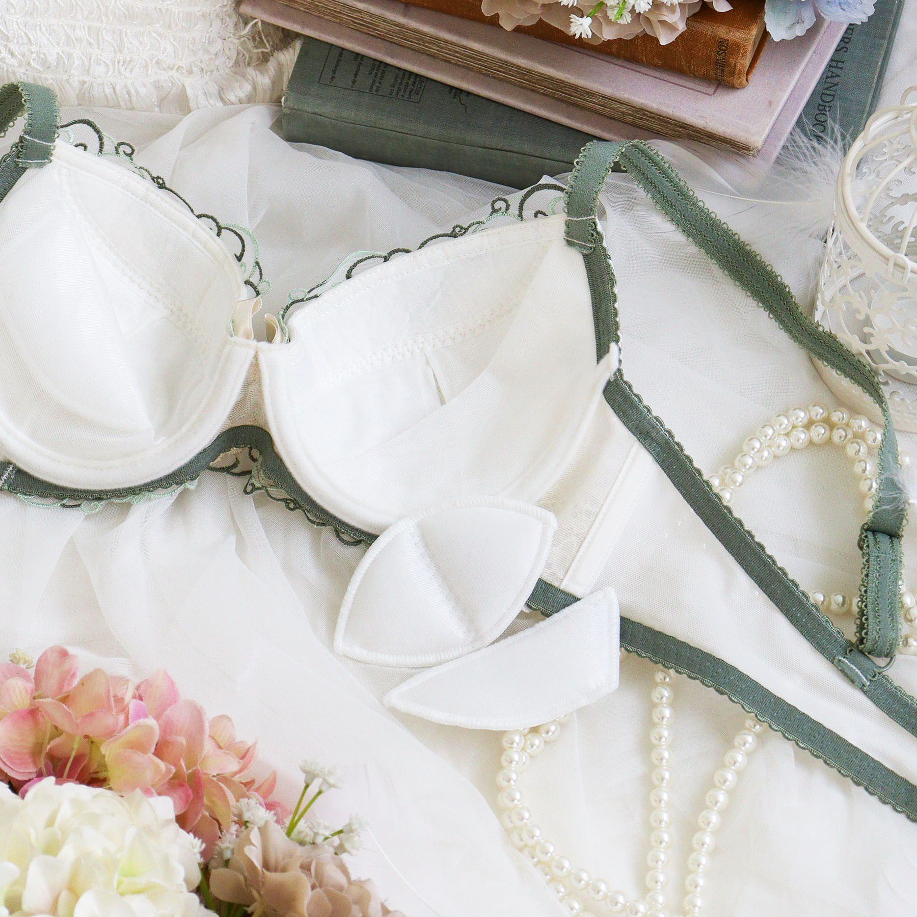 Risa Magli「エリアン ブラジャー (D-F) ＜Side Shape（サイドシェイプ）＞」|インナー|