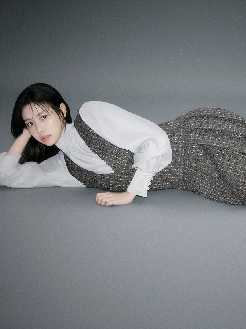 Vネックツイードジャンスカ【カンヘウォン着用】（SNIDEL）｜ルミネの