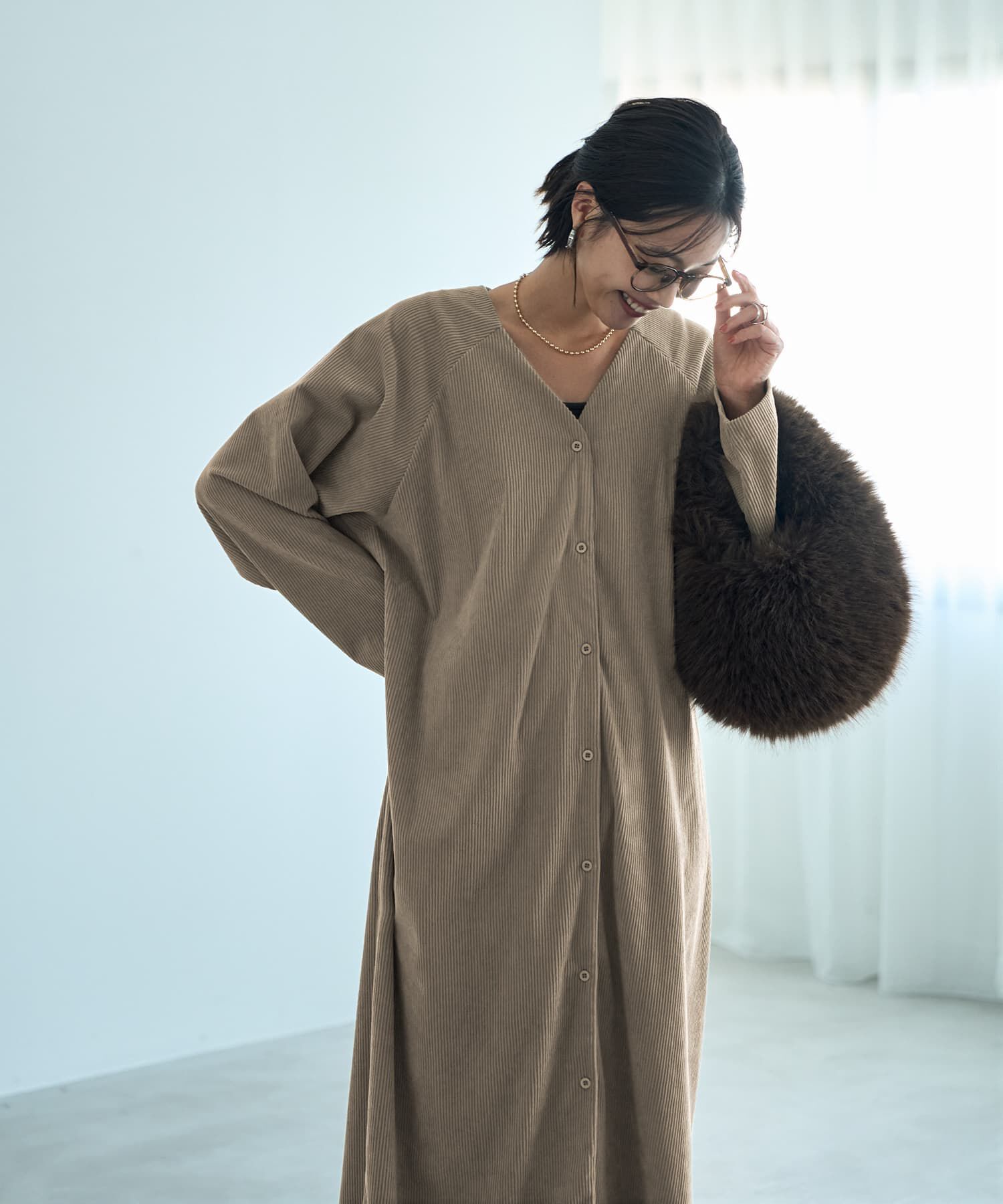STYLE DELI「ライトコーデュロイVネックワンピース」|ワンピース|
