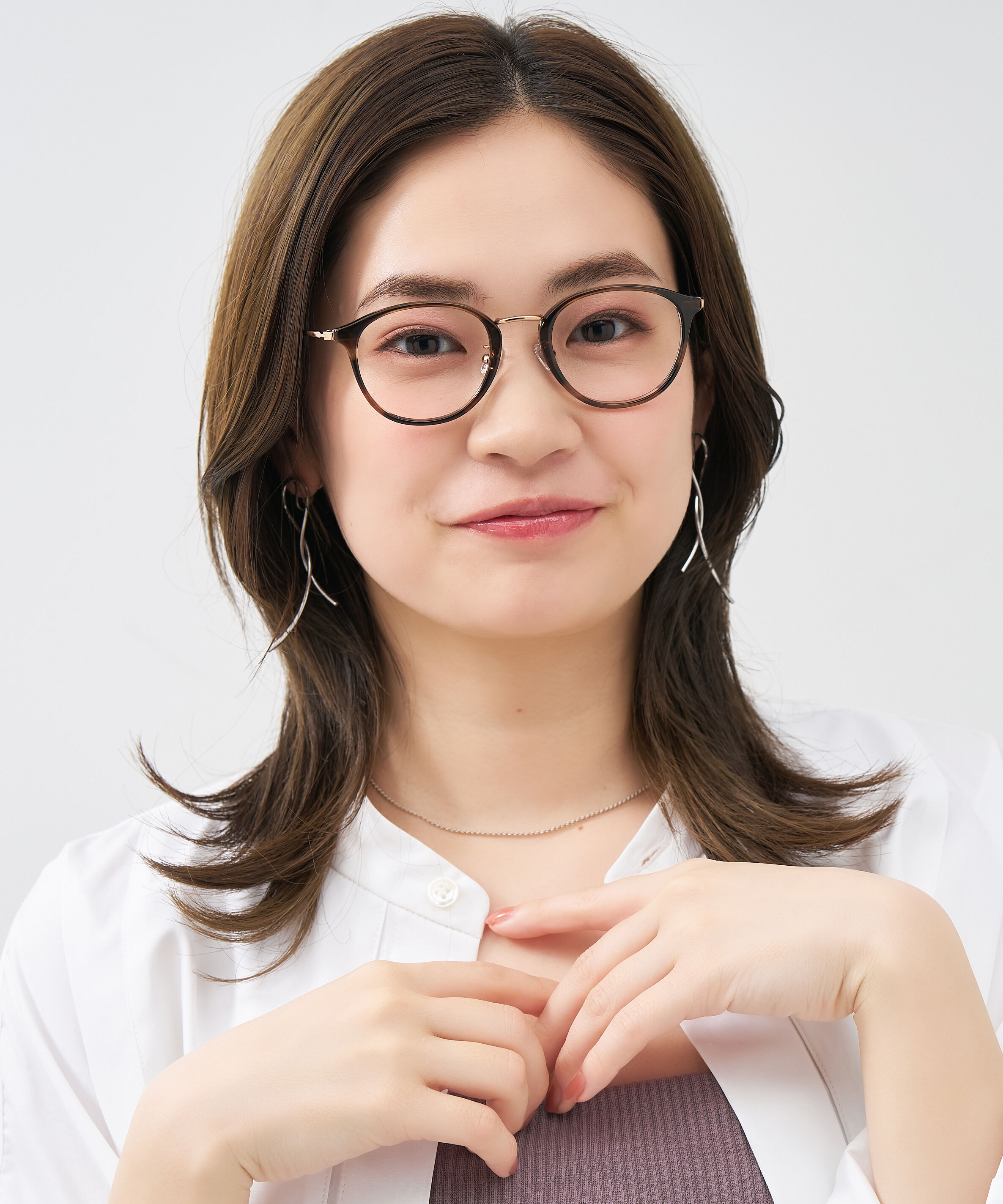  「ボストン型 大人可愛いメガネ トレンド感&times;きちんと感のあるデザイン｜黒縁 クリア レンズ交換券付き」|メガネ|