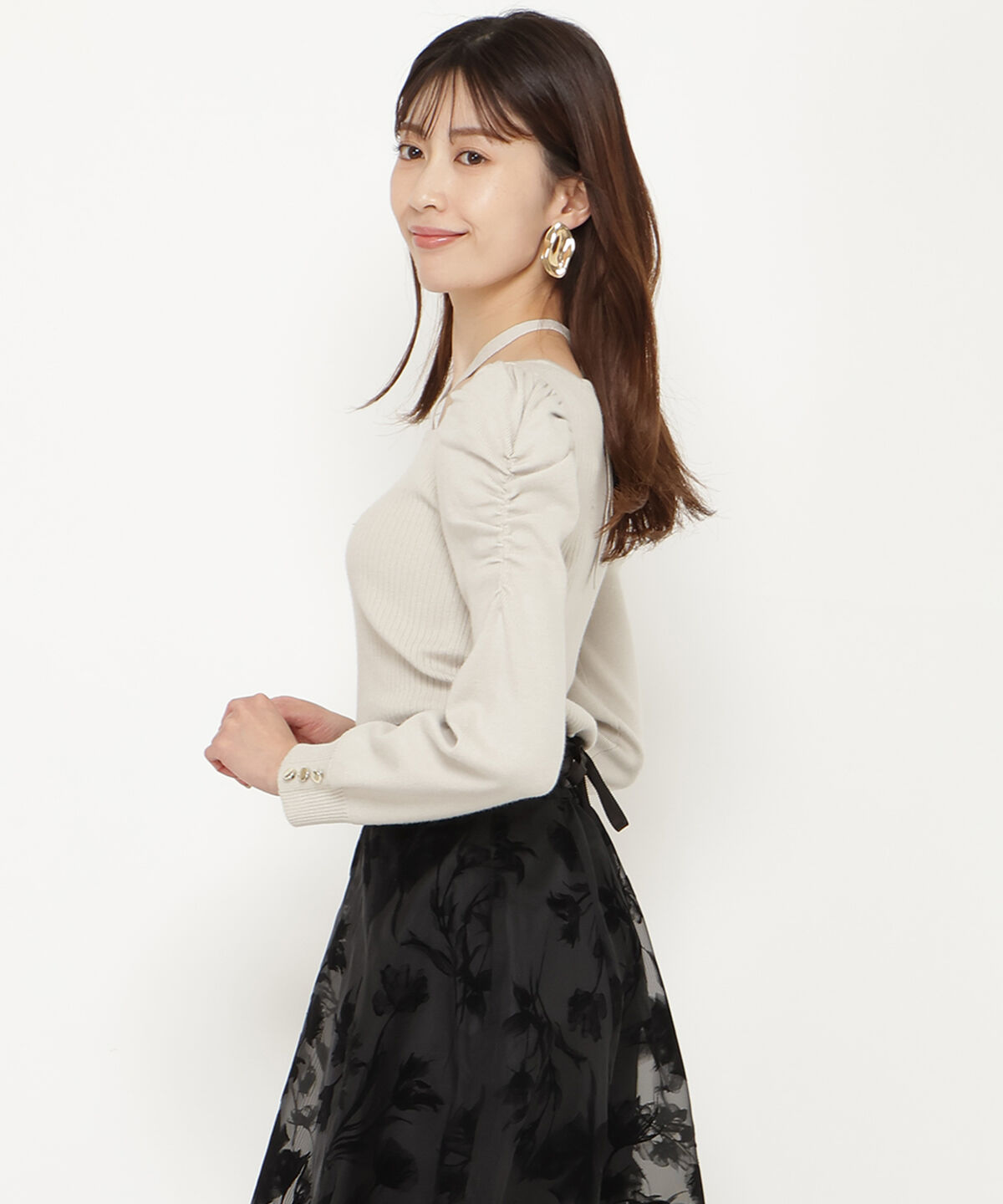 アンドクチュール「スクエアネック袖ギャザープルオーバー」|ニット・セーター|