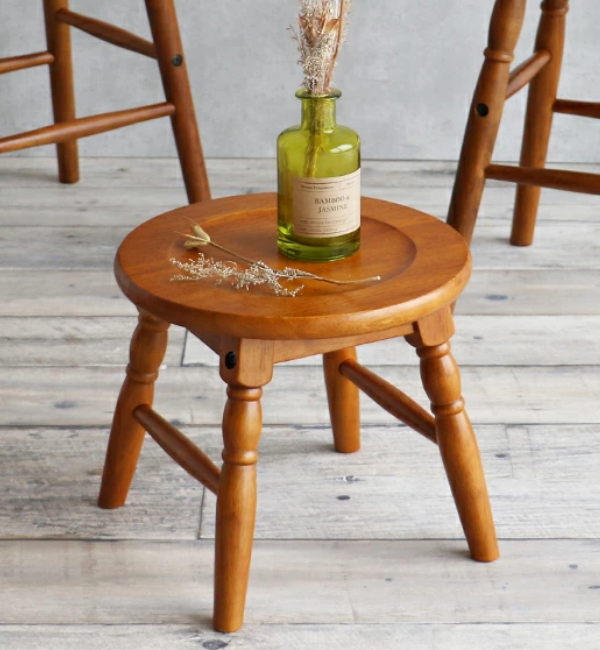 B-COMPANY「高さ25cmのミニサイズ オマージュ　ミニスツール」|食器・キッチングッズ|