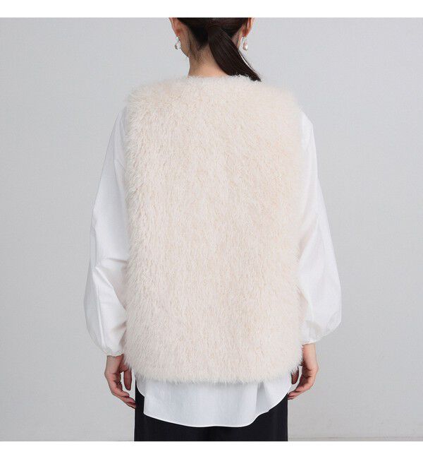 Demi-Luxe BEAMS 「ウェイビー フェイクファー ジレ」|ダウン|