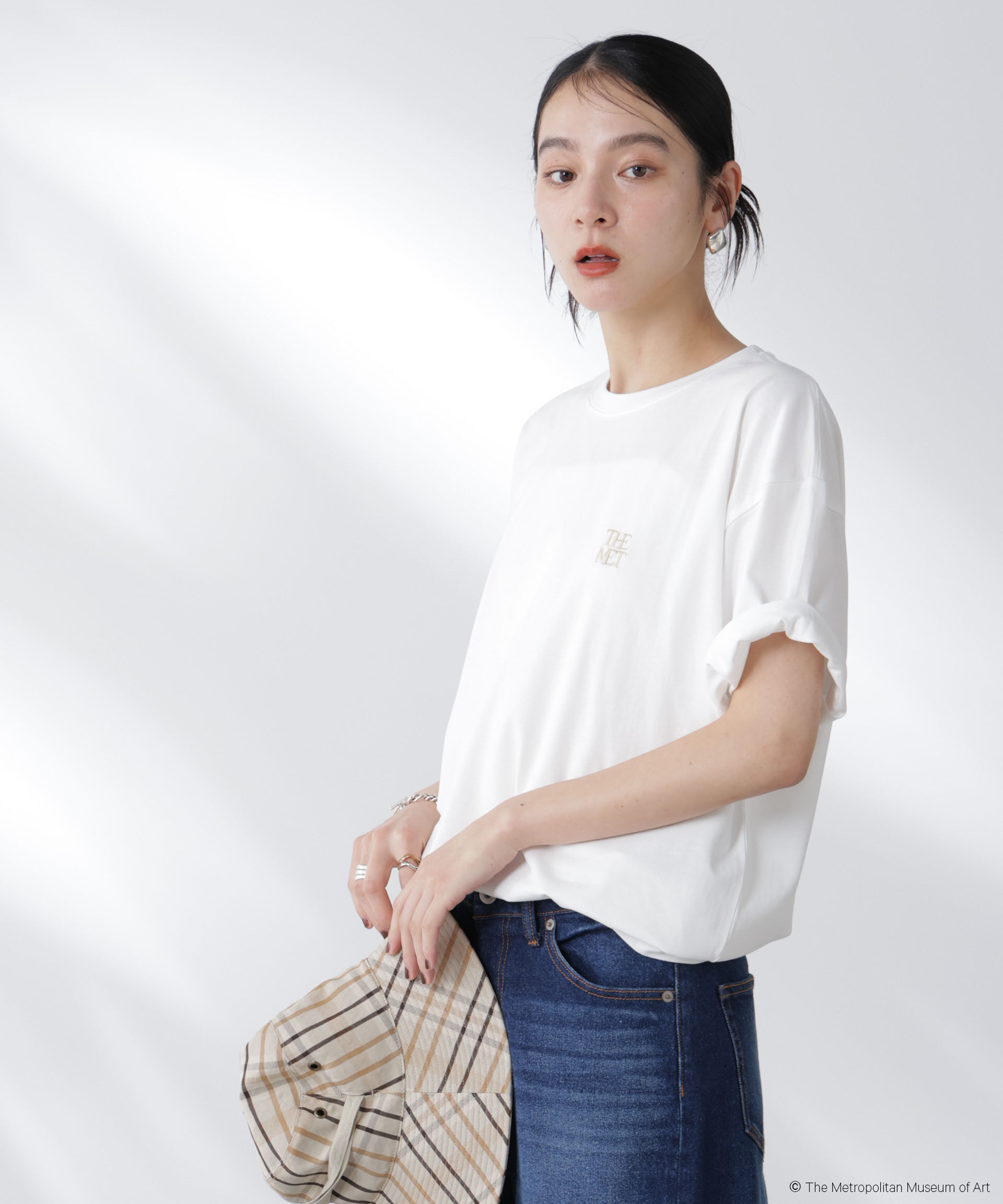 nano･universe「The Met 別注ロゴプリントTシャツ」|Tシャツ・カットソー|