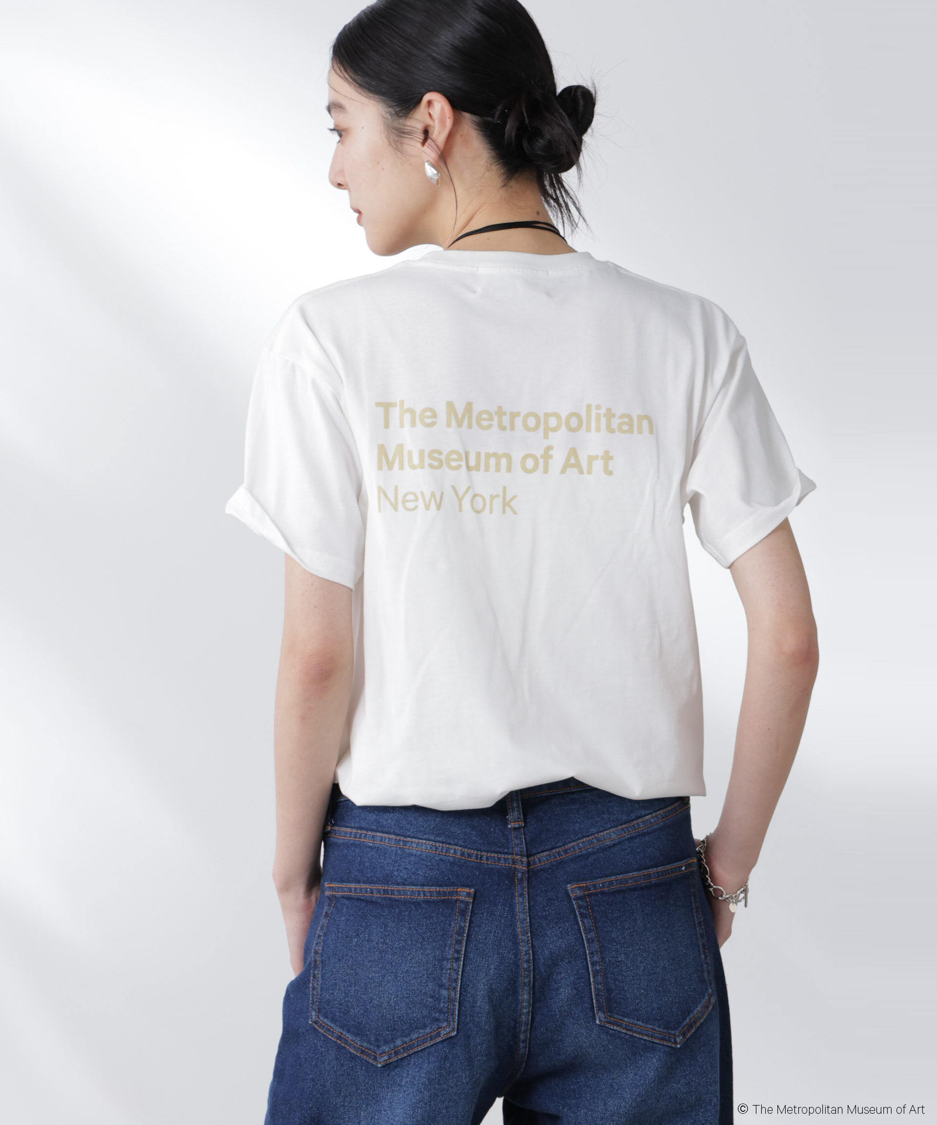 nano･universe「The Met 別注ロゴプリントTシャツ」|Tシャツ・カットソー|
