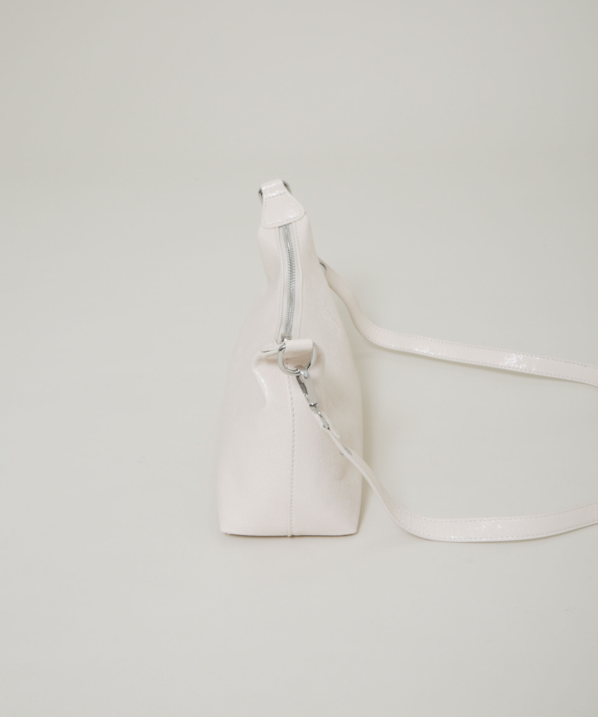 nano･universe「HVISK/Polly」|ショルダー・メッセンジャー|