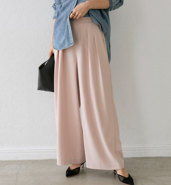  「【ウォッシャブル】【シーズンレスで使える】タックワイドスラックス」|チノ|