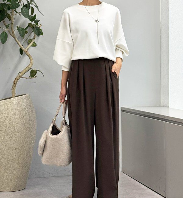  「【ウォッシャブル】【シーズンレスで使える】タックワイドスラックス」|チノ|