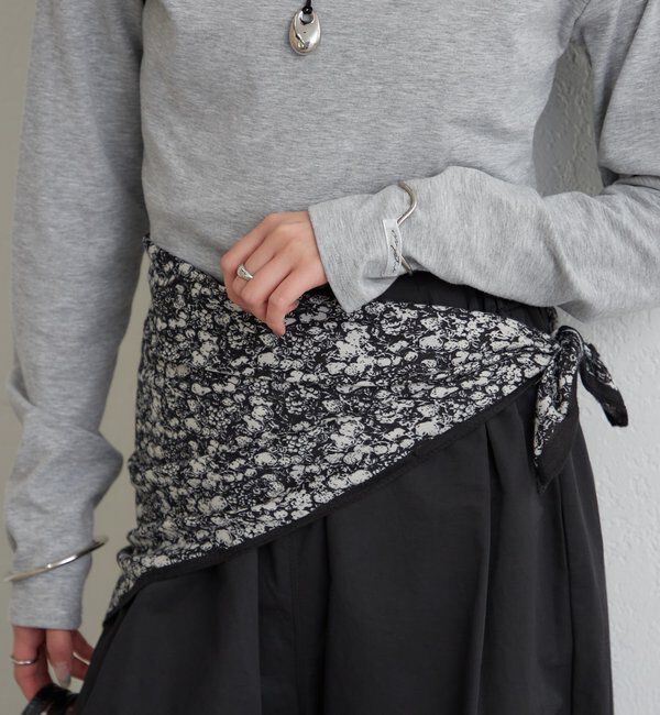  「モノクロフラワー スカーフ」|バンダナ・スカーフ|