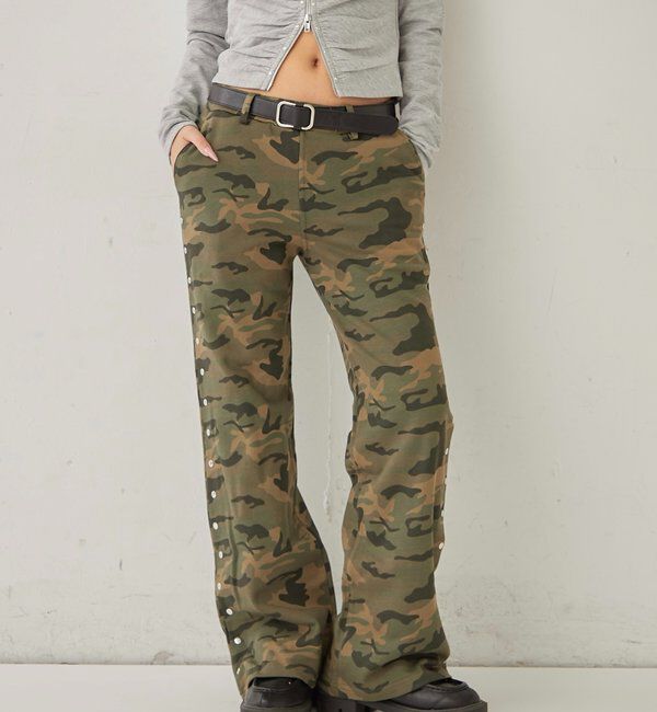  「STUDDED SWEAT MIDI FLARE PANTS」|チノ|