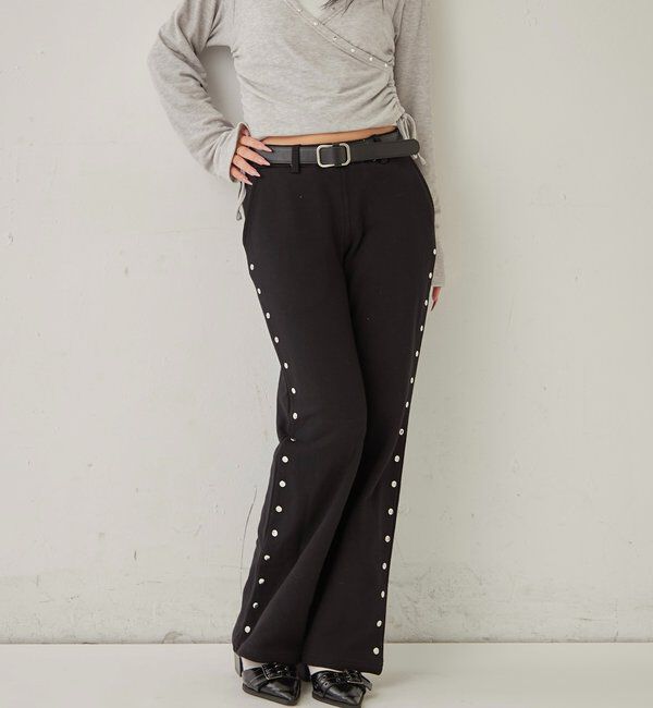  「STUDDED SWEAT MIDI FLARE PANTS」|チノ|