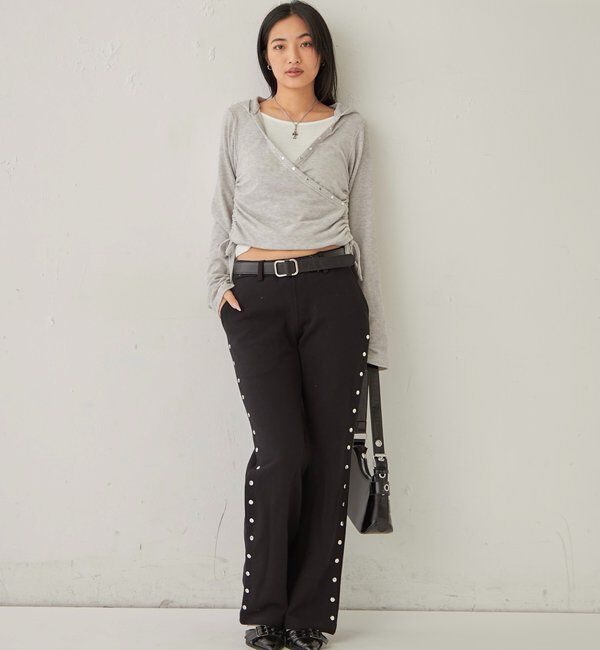  「STUDDED SWEAT MIDI FLARE PANTS」|チノ|