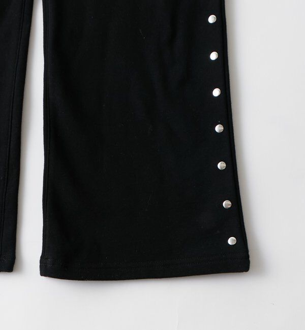  「STUDDED SWEAT MIDI FLARE PANTS」|チノ|