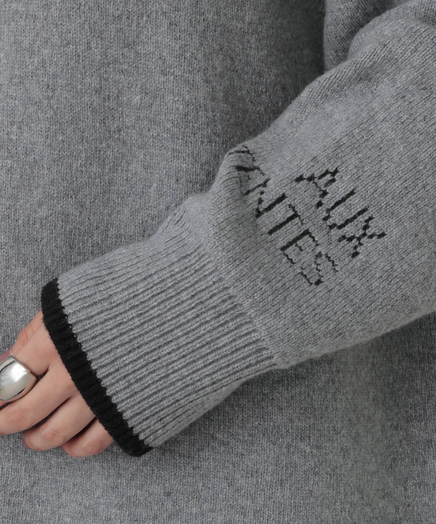 A part by 「【前後2WAY】ロゴニットプルオーバー」|ニット・セーター|