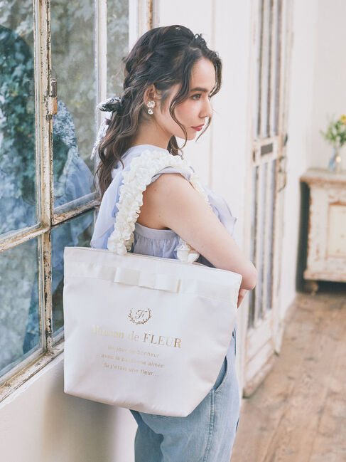 Maison de FLEUR「ブランドロゴフリルハンドルトートMバッグ」|トートバッグ|アイボリー