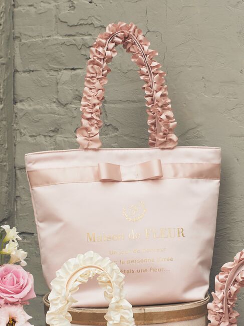 Maison de FLEUR「ブランドロゴフリルハンドルトートMバッグ」|トートバッグ|ピンクベージュ