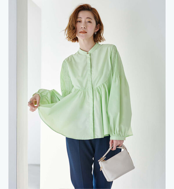 ur's「デザインスリーブバンドカラーフレアシャツ」|シャツ・ブラウス|ライトグリーン