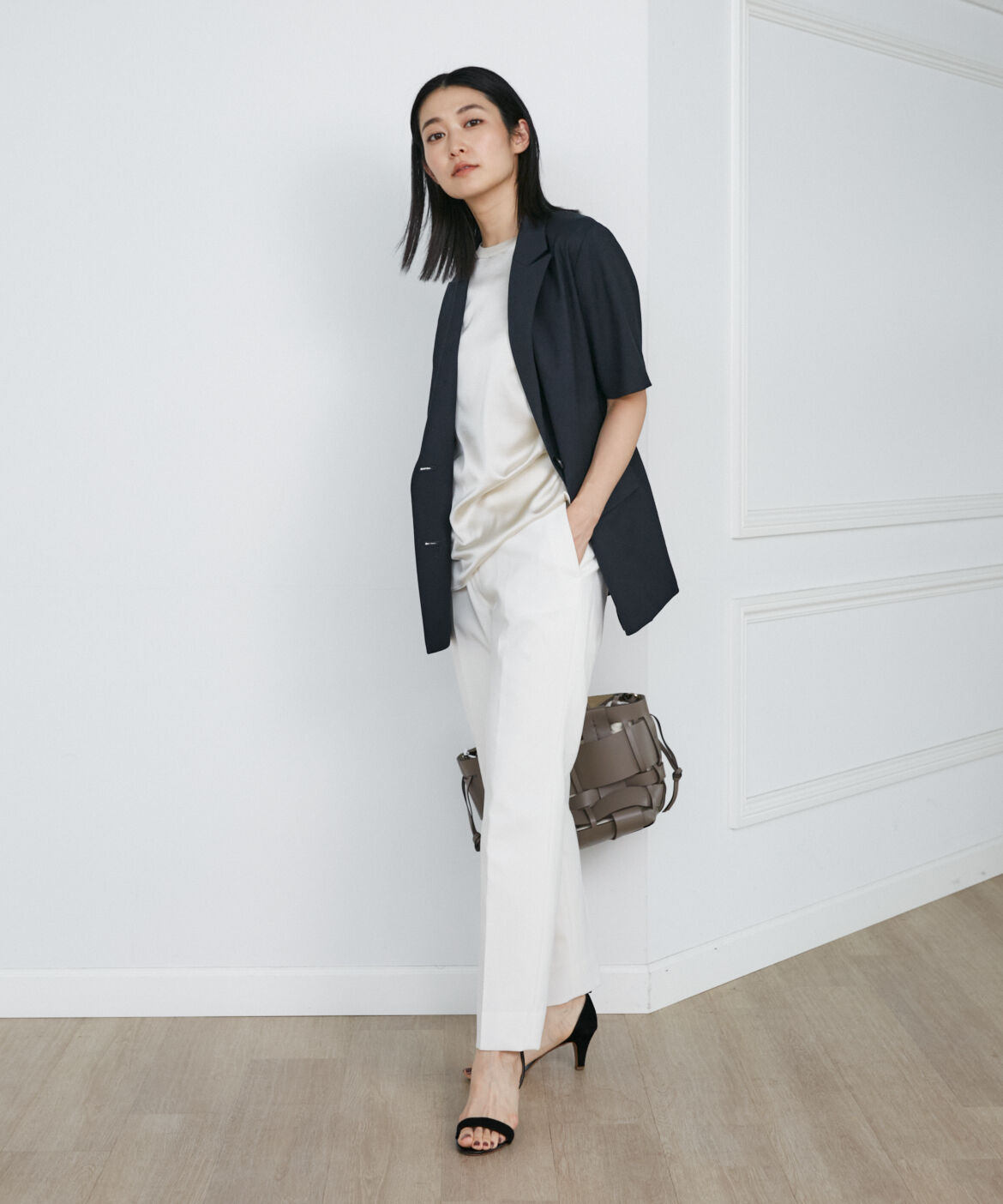 INED「《大きいサイズ》美脚パンツ」|スラックス|オフホワイト1