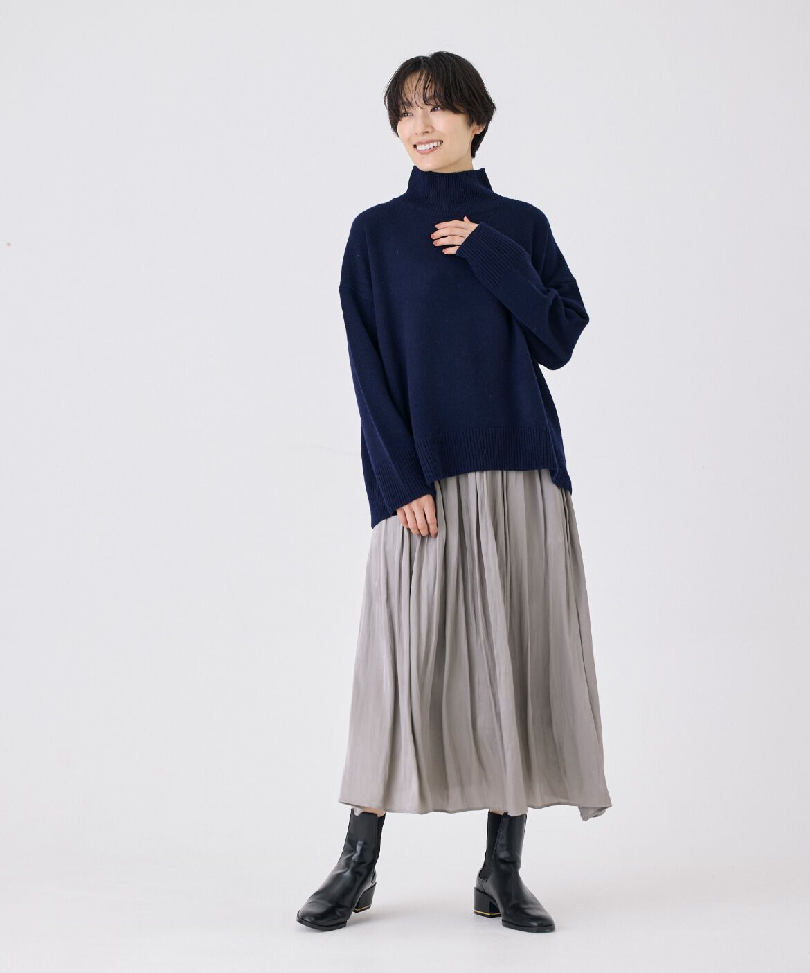 7-IDconcept.「タックギャザーサテンスカート」|スカート|