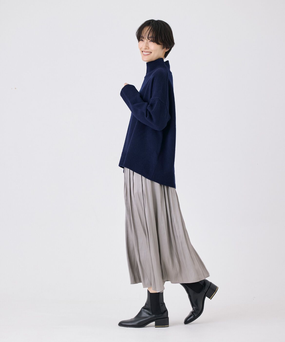 7-IDconcept.「タックギャザーサテンスカート」|スカート|