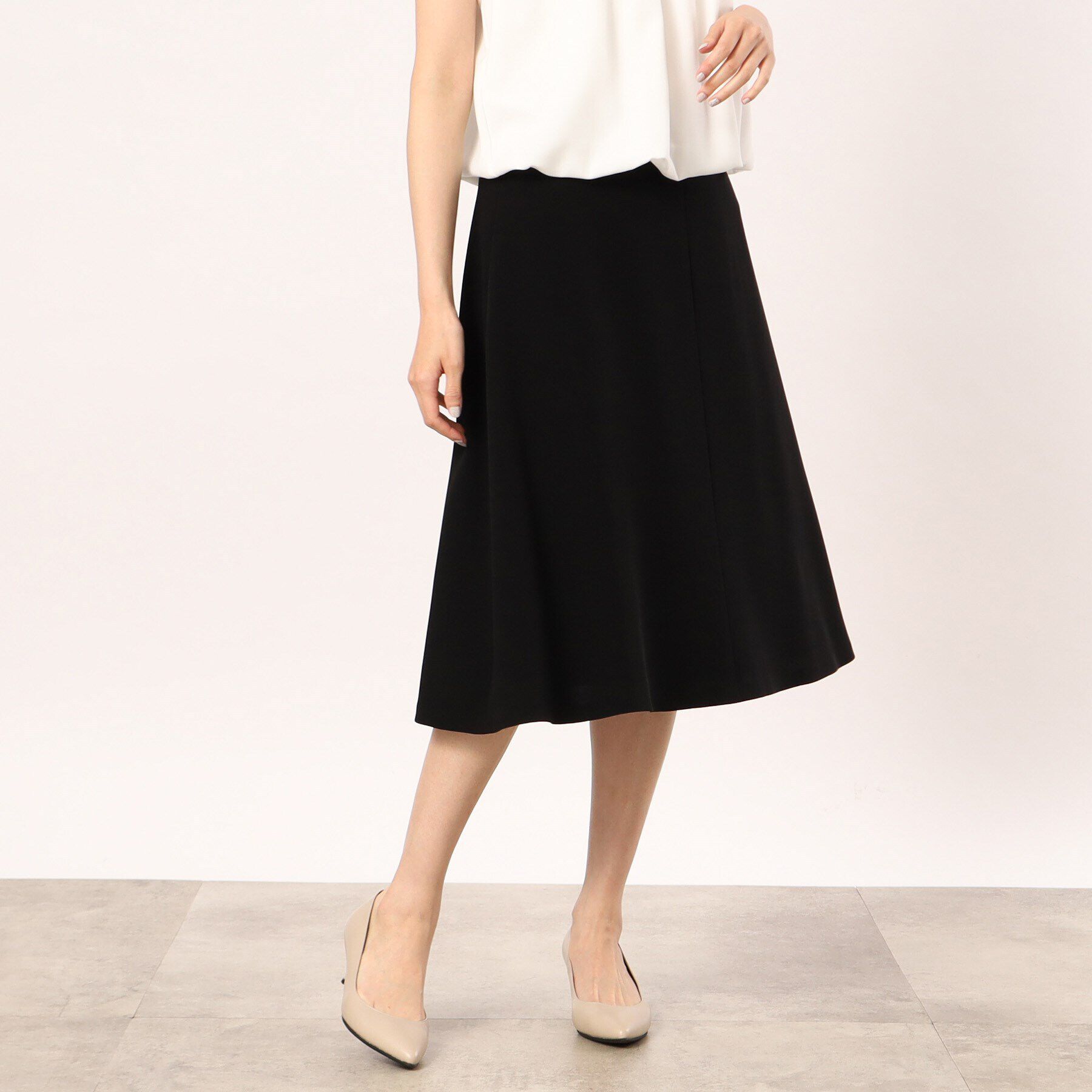 UNTITLED「トリアセエアクロススカート」|スカート|