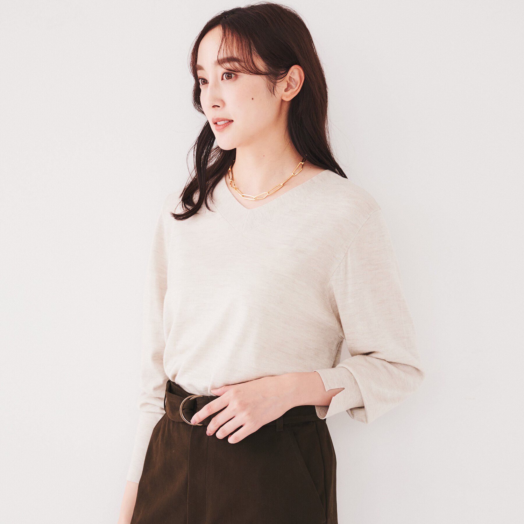 UNTITLED「【アンサンブル可能/洗える】シルクウールカシミヤ Vネックニット」|ニット・セーター|